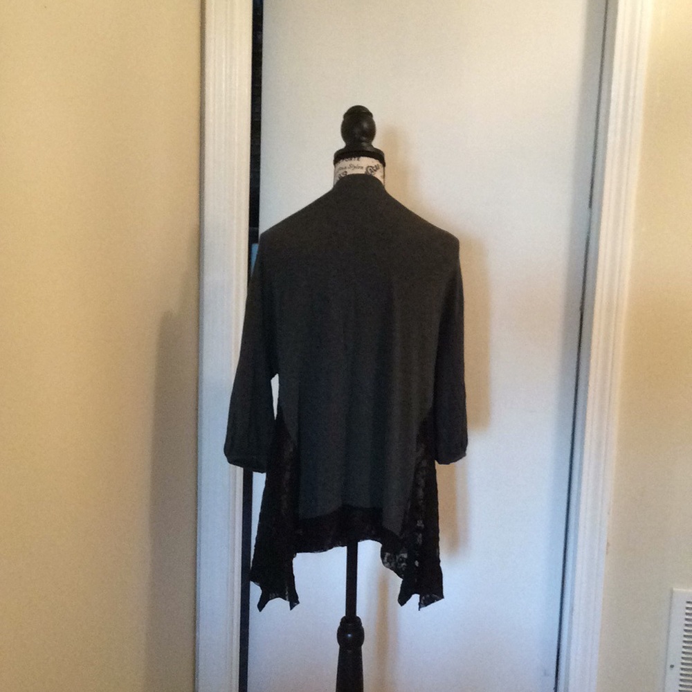 Lynn Ritchie Silver Button Down Top - Picture 4 of 6
